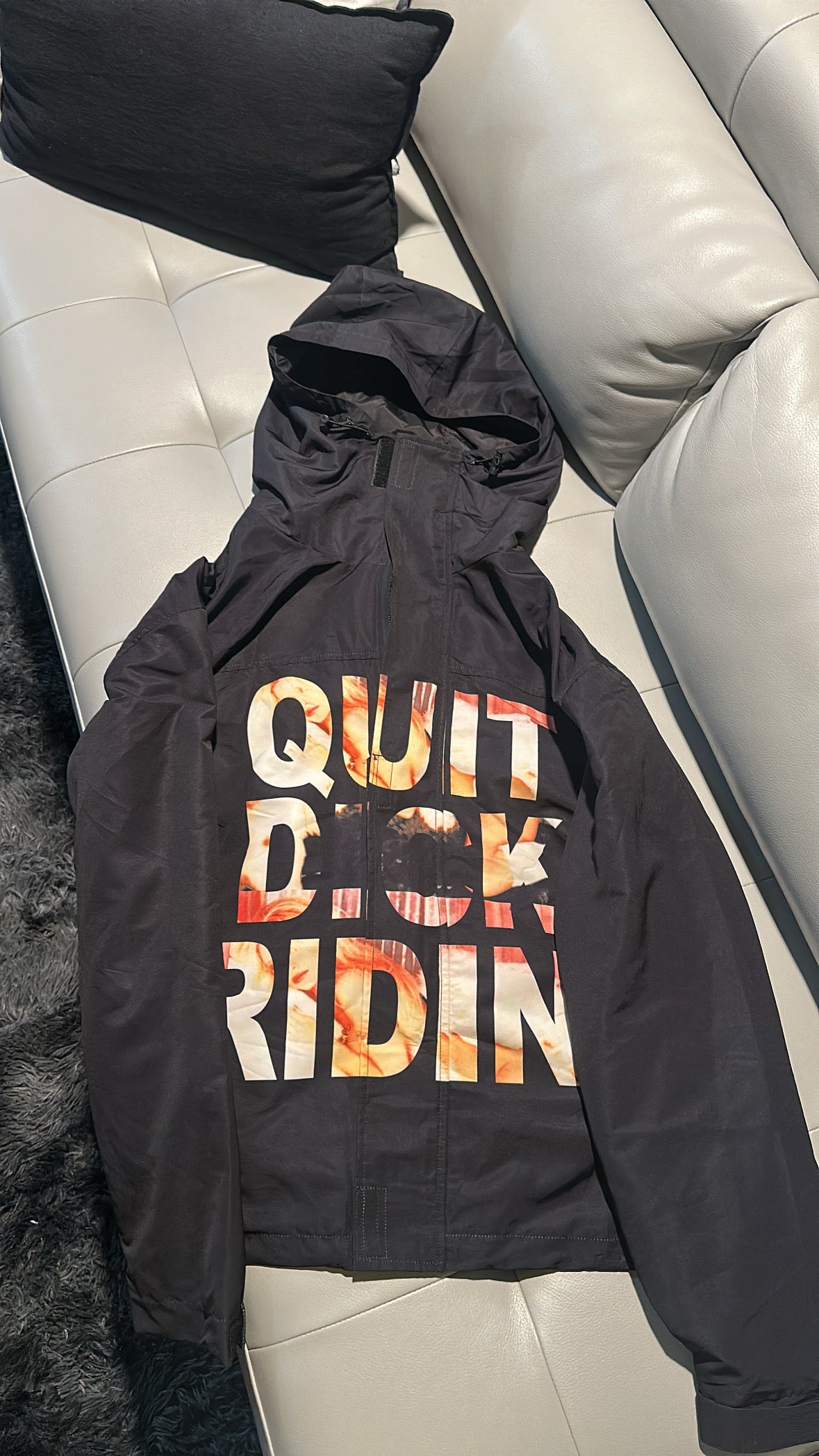 QUIT DR WINDBREAKER